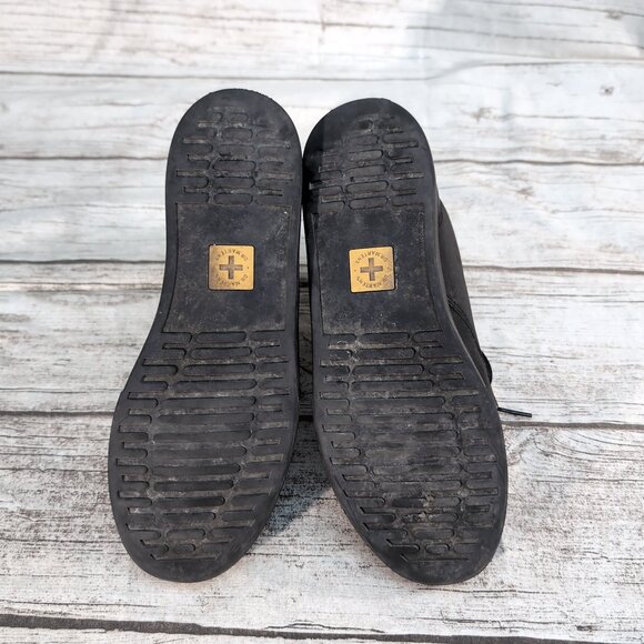 Dr. Martens 1460 Black Leather Lace-Up Combat Boots – Women Size 8 US - Picture 8 of 9